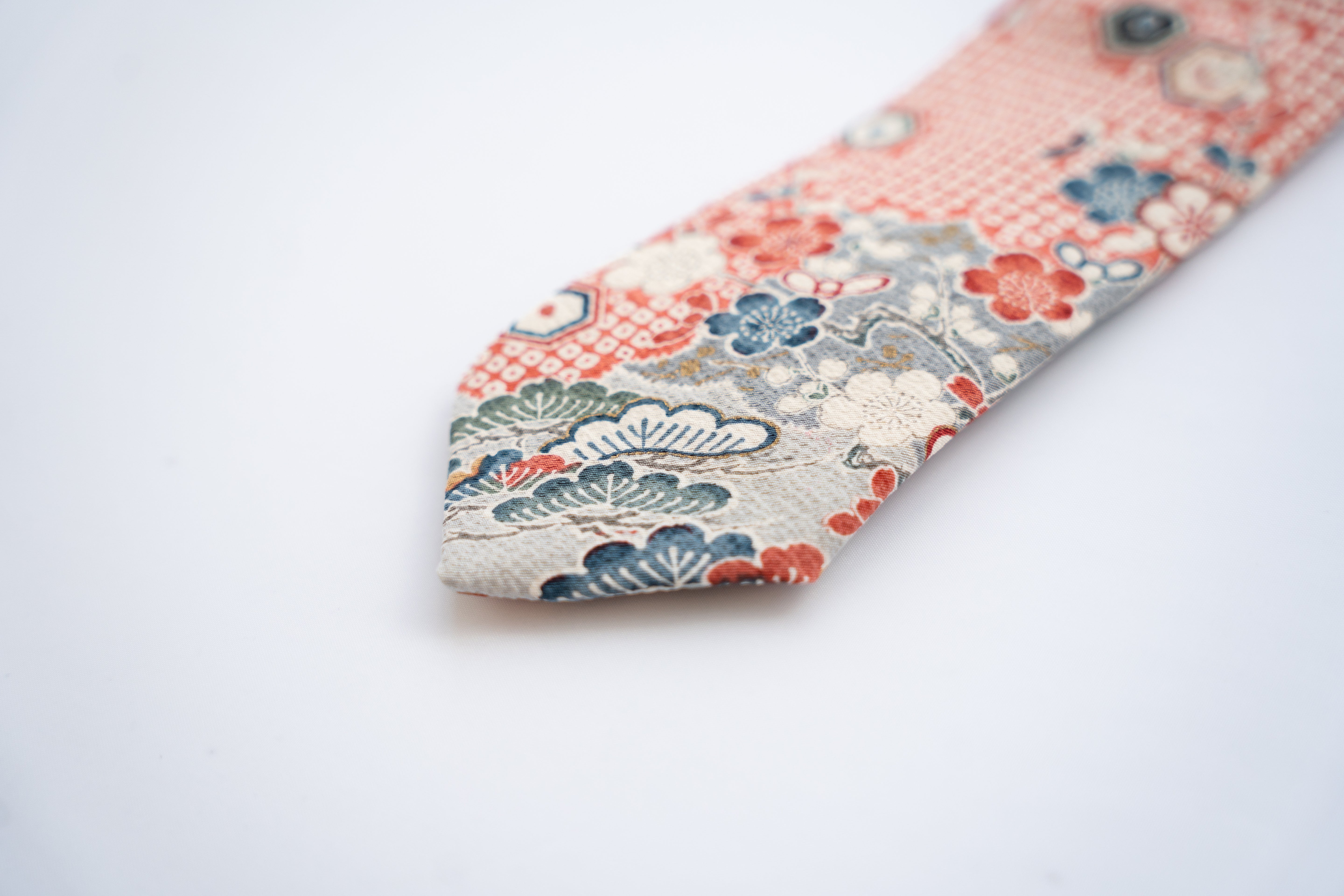 着物ネクタイRWB