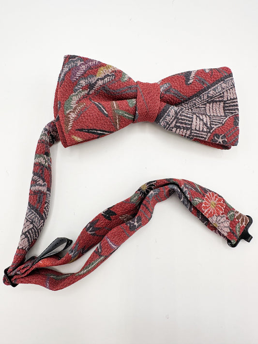 Kimono Bow Tie: Soft Red